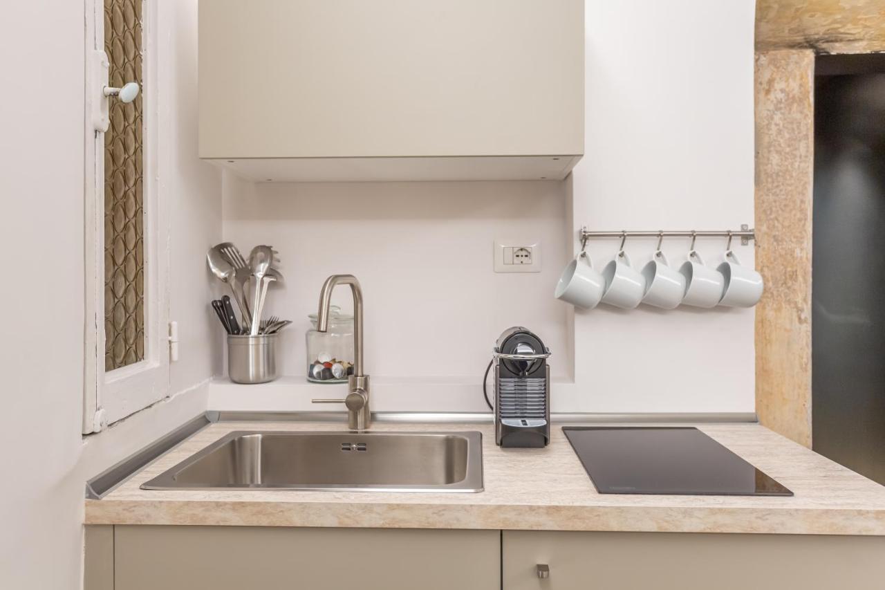 Daplace - Elena Apartment Roma Eksteriør bilde